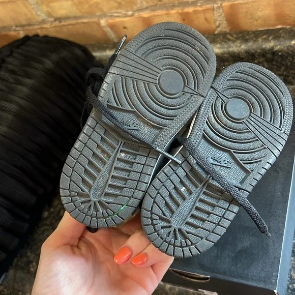 NWOT- Jordan Nike Toddler Shoes 8C - Picture 4 of 4